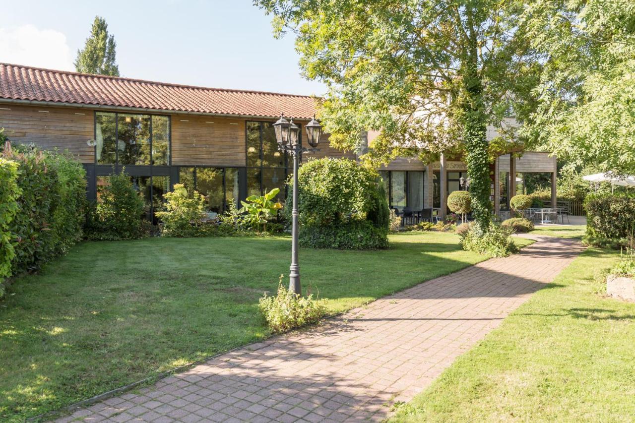 Hotel Logis Le Moulin De La Soriniere Nueil-sous-les-Aubiers Esterno foto